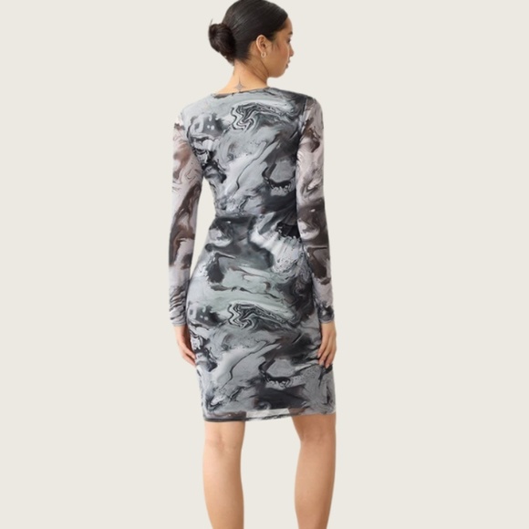 REITMANS Grey and brown marbled fitted mesh dress - Picture 2 of 11